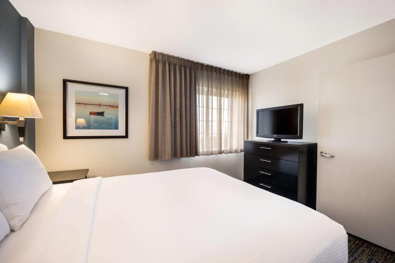 Sonesta Simply Suites Orange County Airport サンタアナ エクステリア 写真