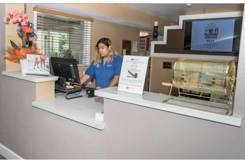 Sonesta Simply Suites Orange County Airport サンタアナ エクステリア 写真